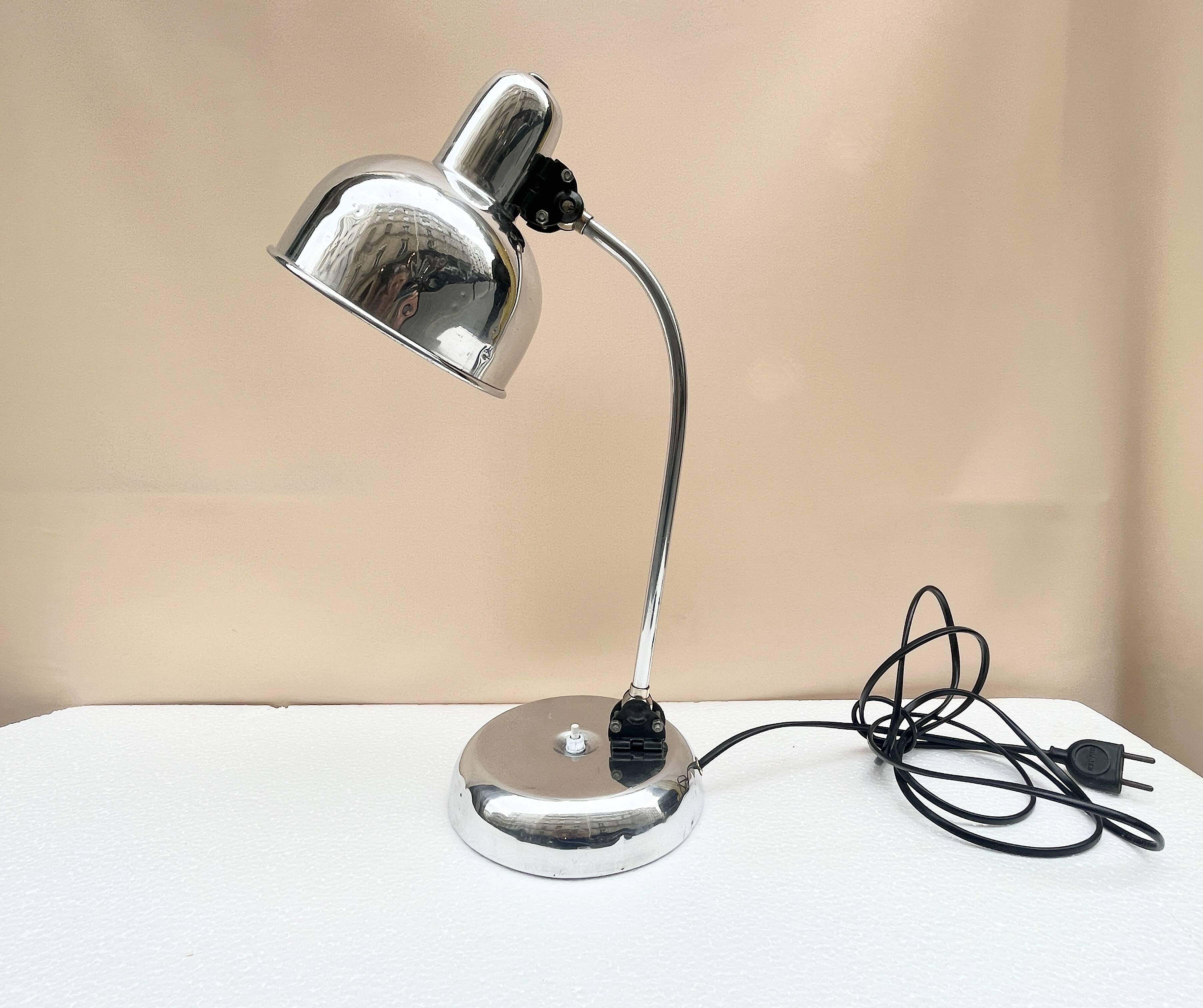 Industrial swan neck desk lamp 1950 in polished metal Bauhaus type
