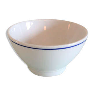 White bowl with blue border of the faienceries of Sarreguemines