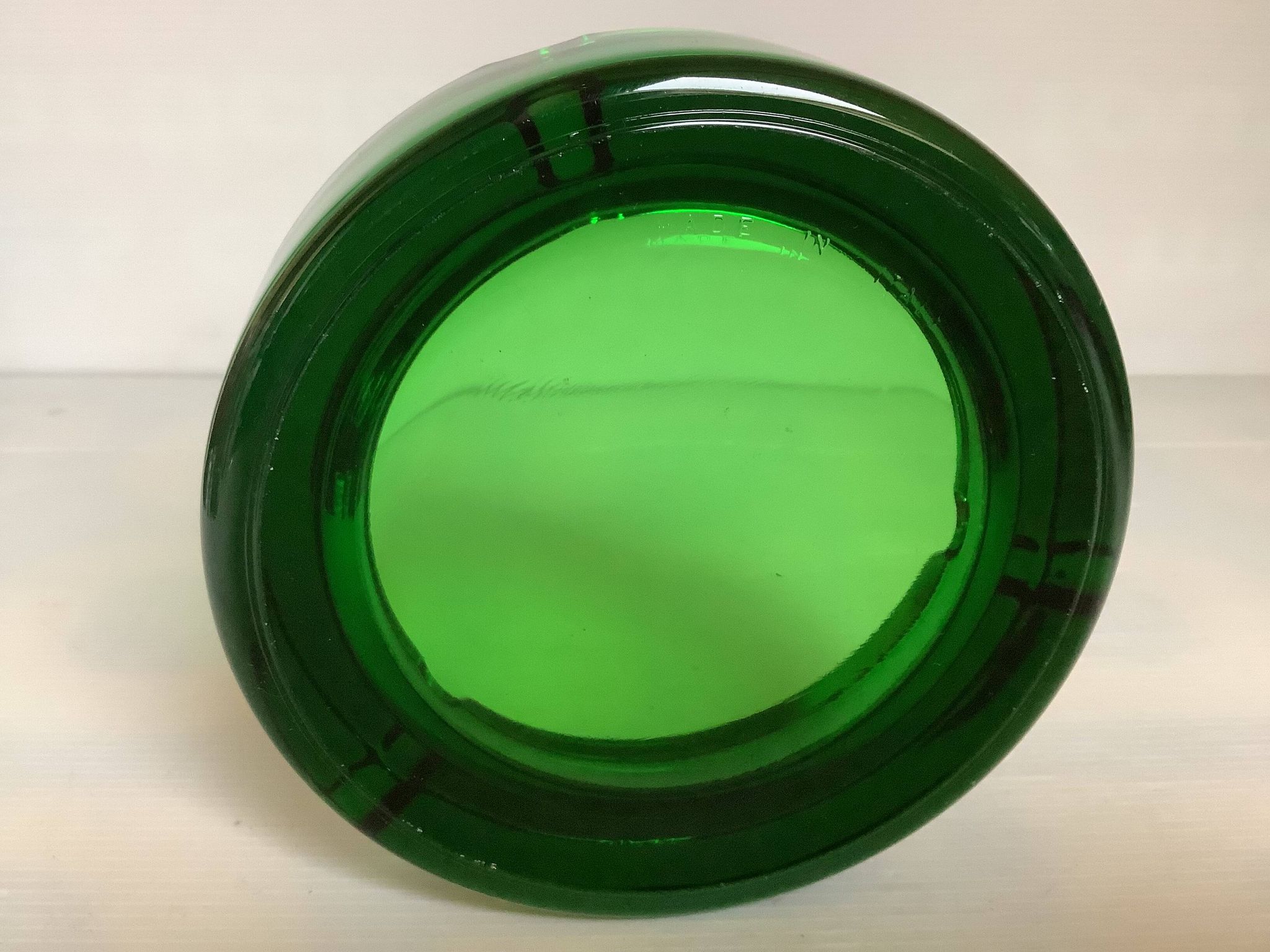 Green ashtray/pocket organizer, Italian design