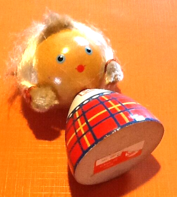 1960s-1970s traditional Salvo doll