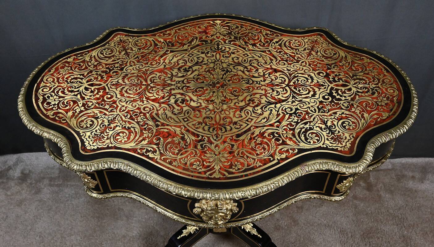 Boulle marquetry violin-shaped table, Napoleon III period – Mid 19th century