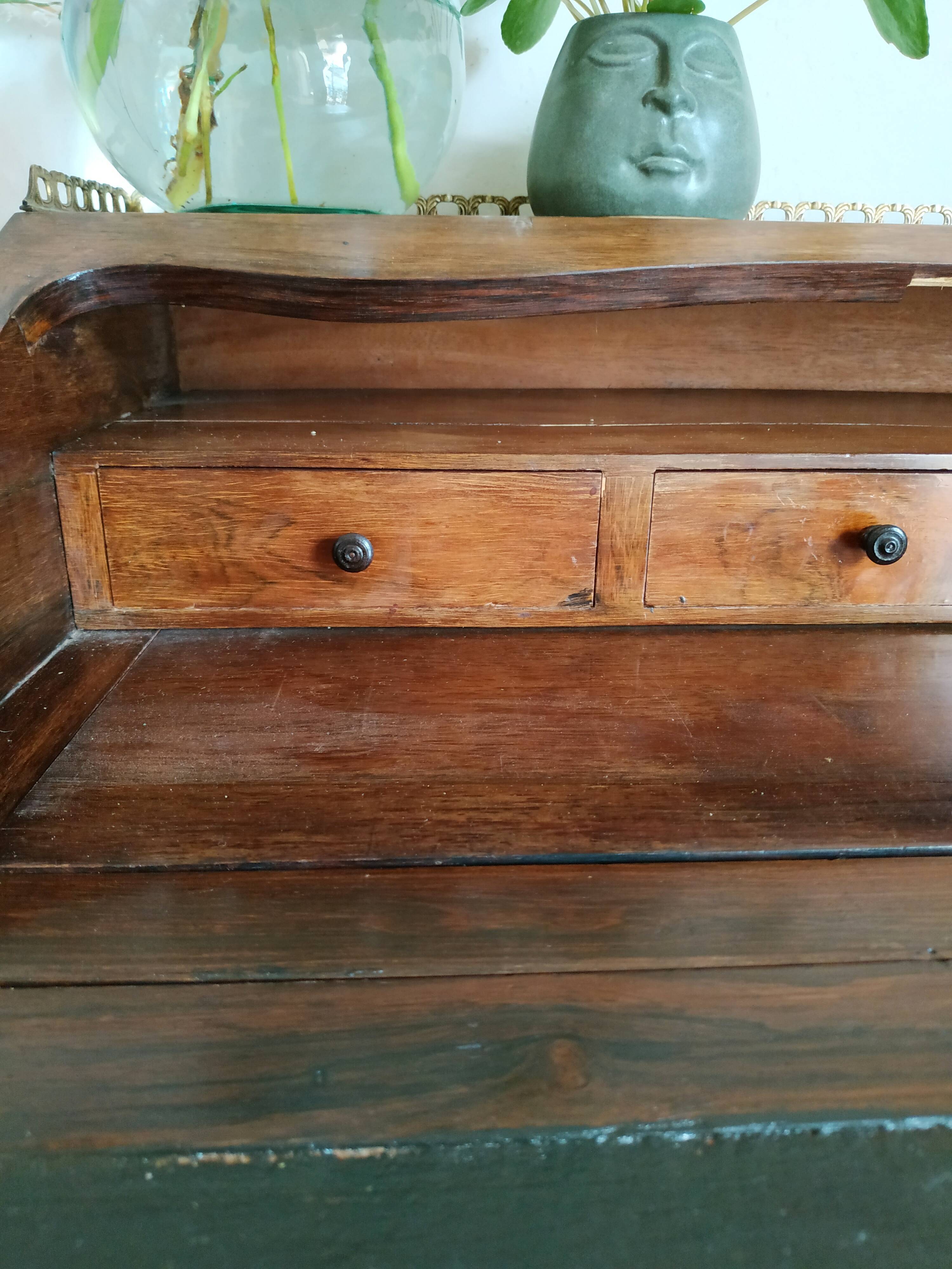 Secrétaire à pente ancien en bois