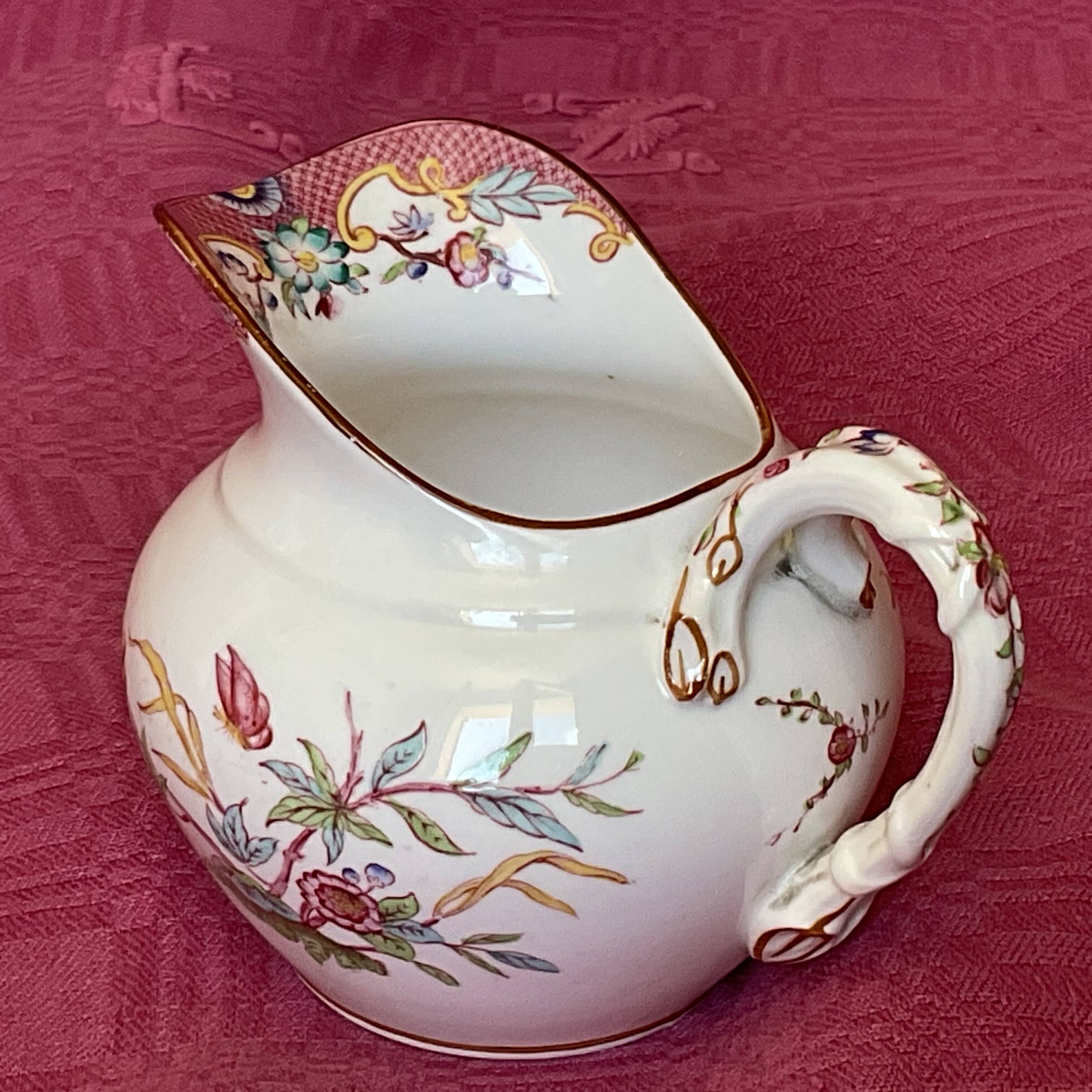 Pot à lait , Sarreguemines modèle Minton 19 siècle