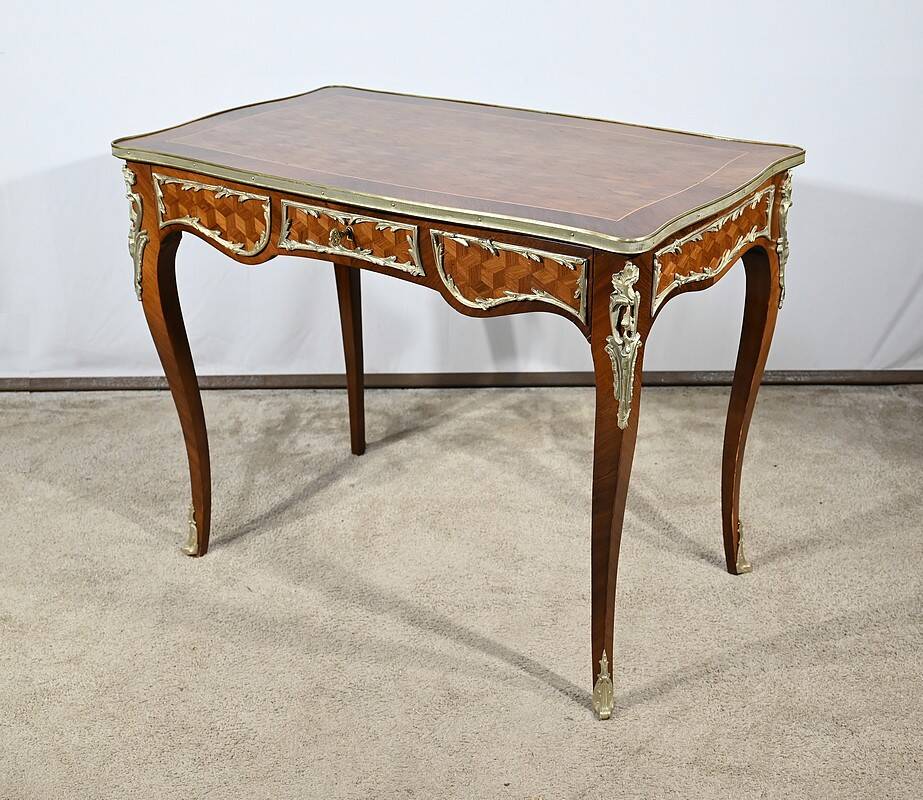 Rosewood and Marquetry Desk Table, Louis XV style – Early 20th century