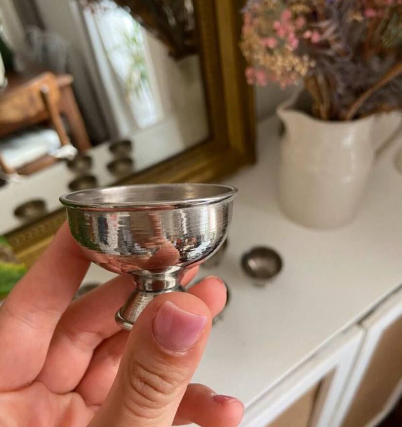 Set of 6 silver-plated metal egg cups