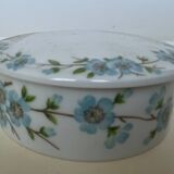 Porcelain candy box
