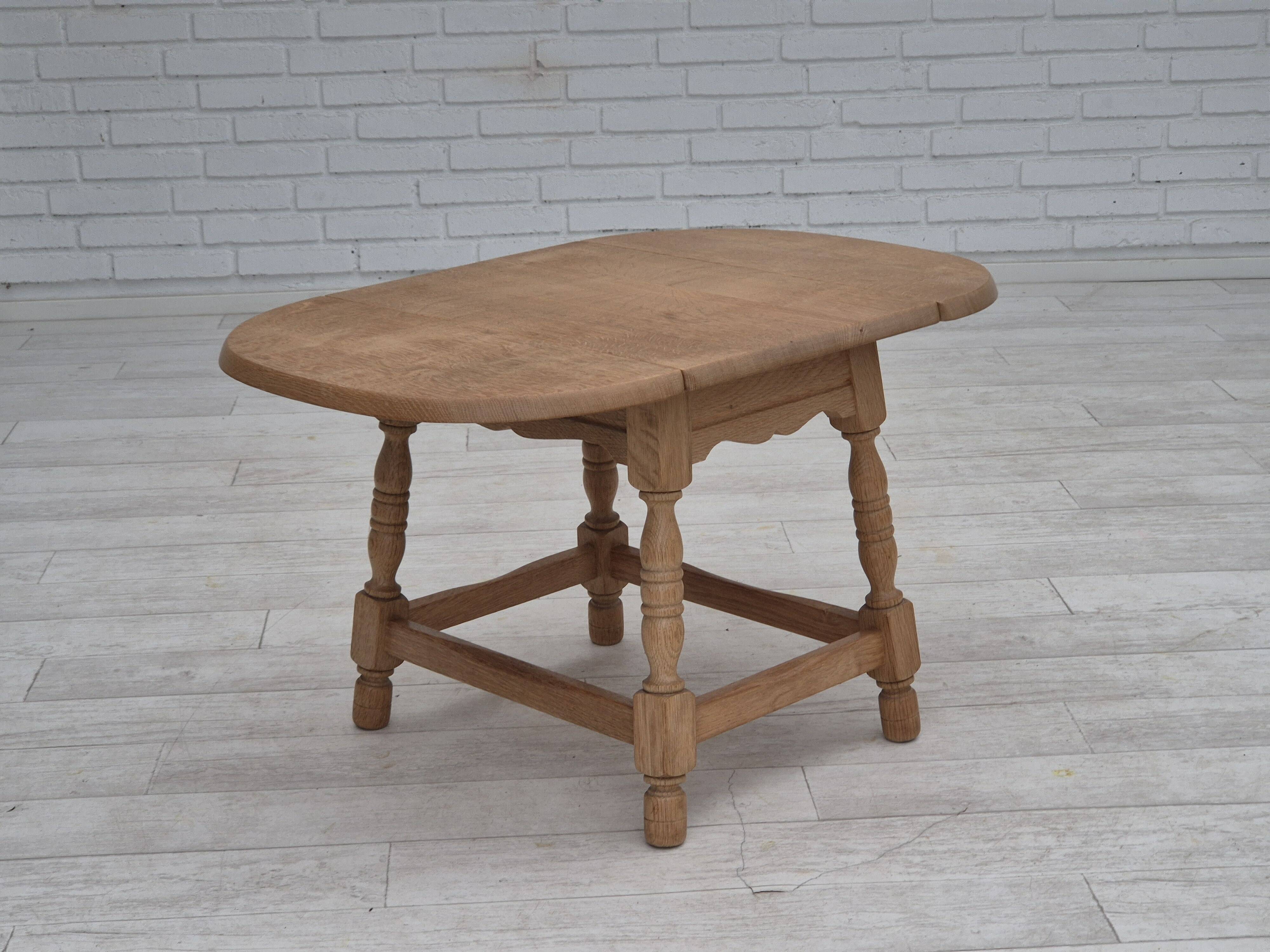 1970s, Danish foldable side table, solid oak wood, original condition.