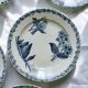 Assiettes plates oiseaux du XIXe siècle terre de fer signées Onnaing