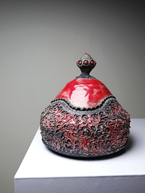 Boîte à bijoux en raku artisanal rouge et gris vintage années 2000