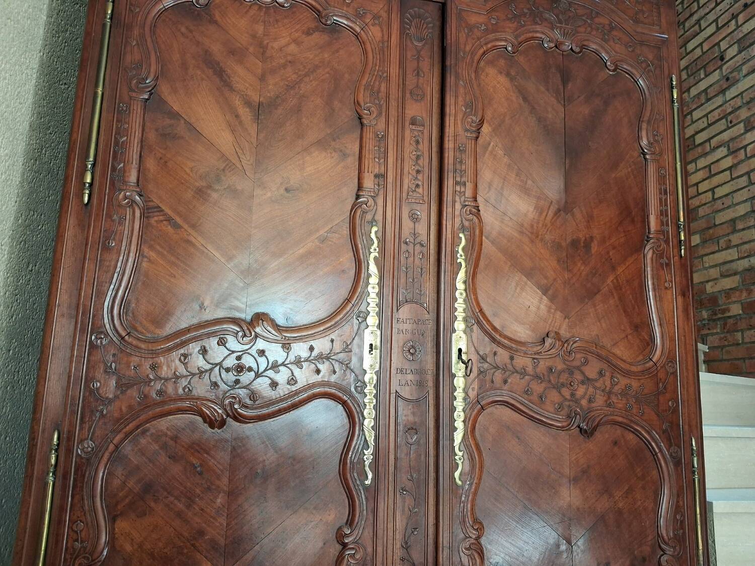 Rennes cabinet from 1858 signed