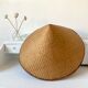 Chapeau asiatique tressé