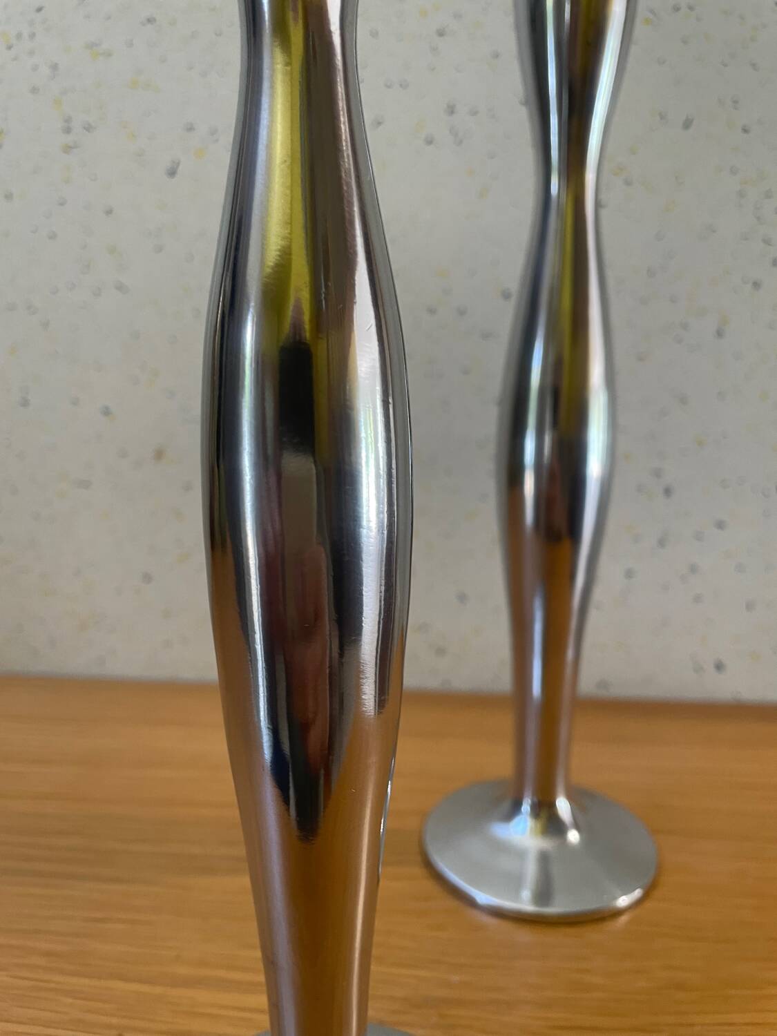 Scandinavian candle holders (set of 2)
