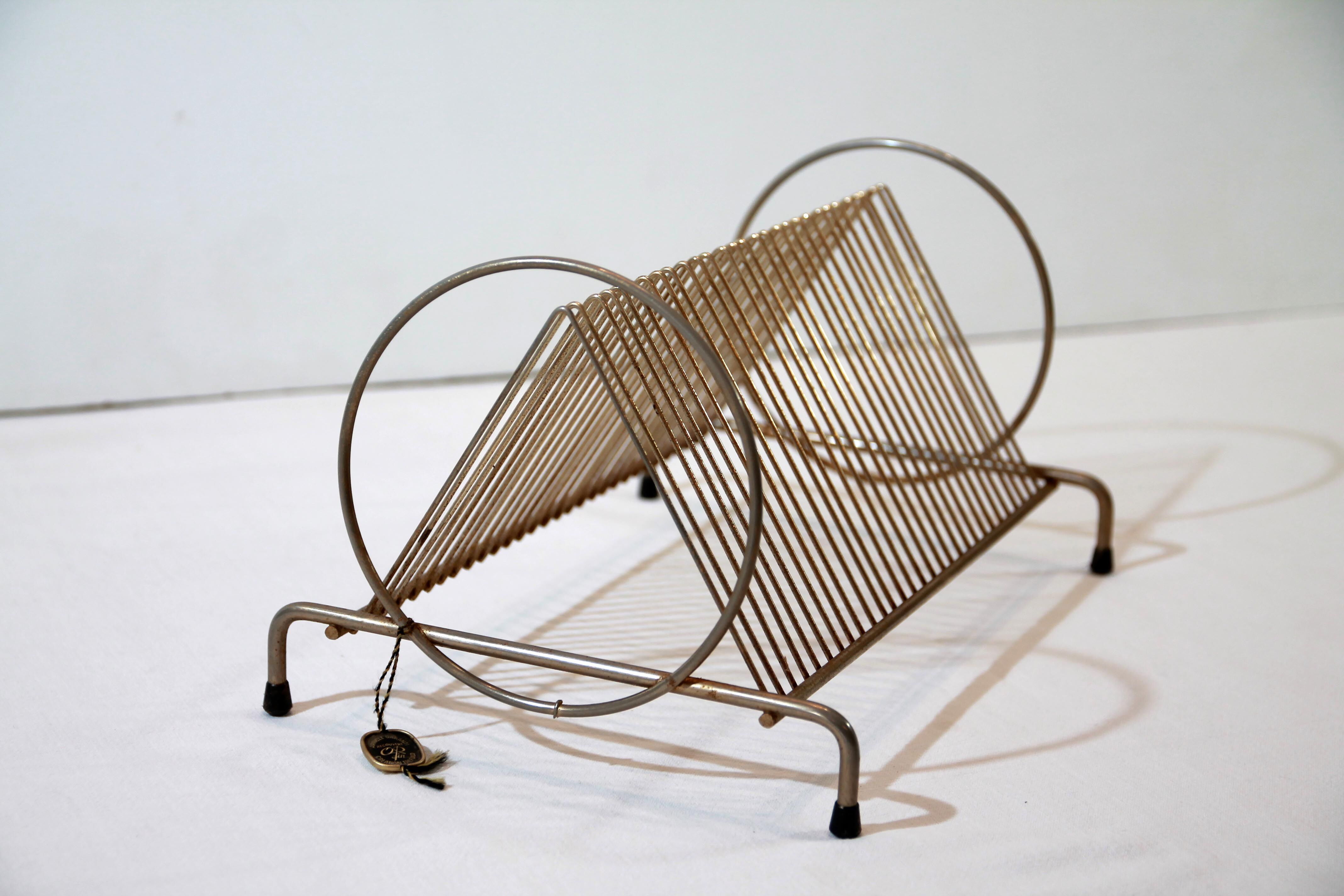 Gold metal range-disc