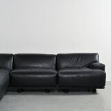 Modular canapé Fiandra in black leather, Vico Magistretti, Cassina, around 1980.