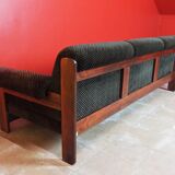 Large 1970 sofa by Saporiti