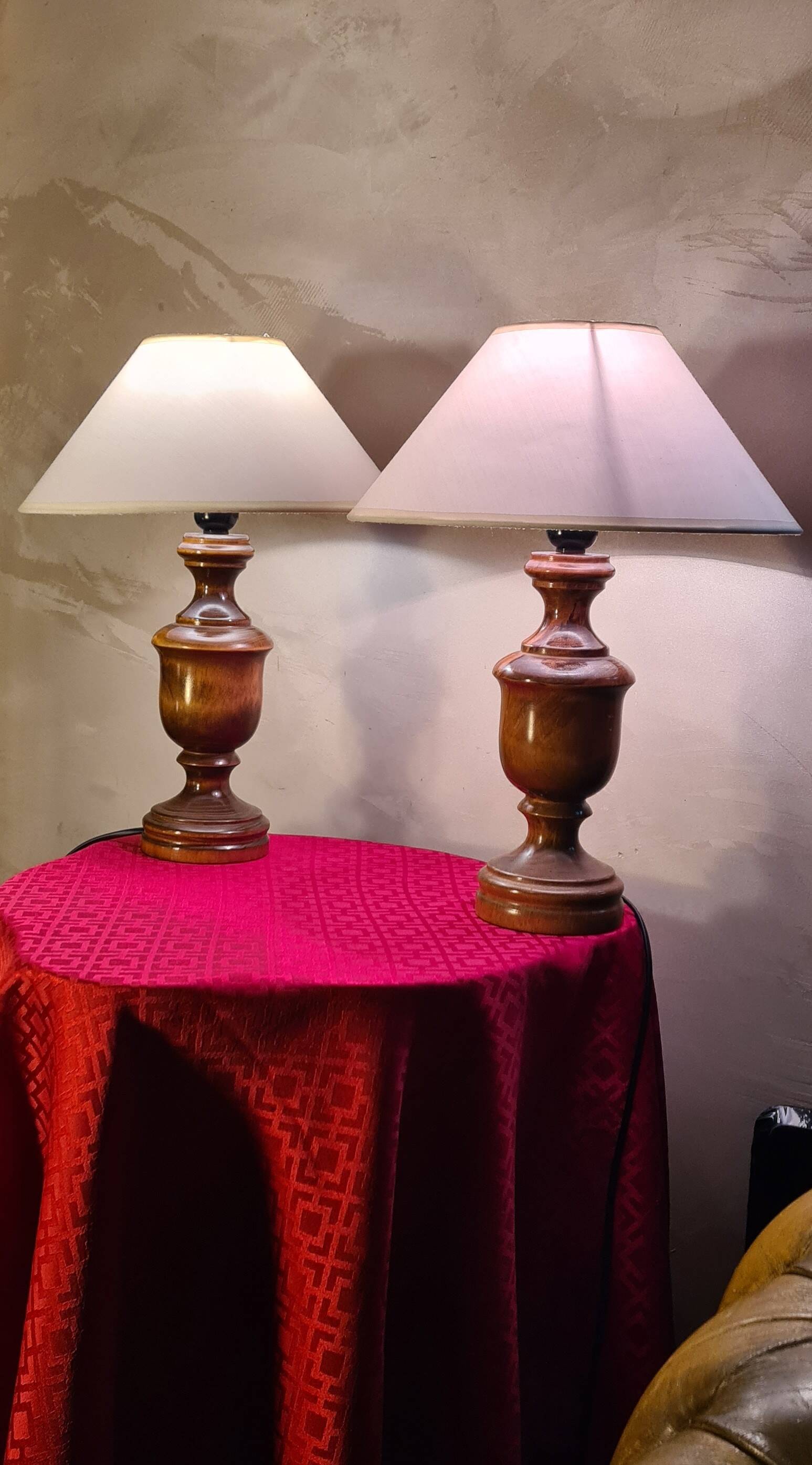 Pair of varnished wooden lamps 42x30 new electric lampshades