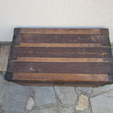 Trunk/old wooden chest