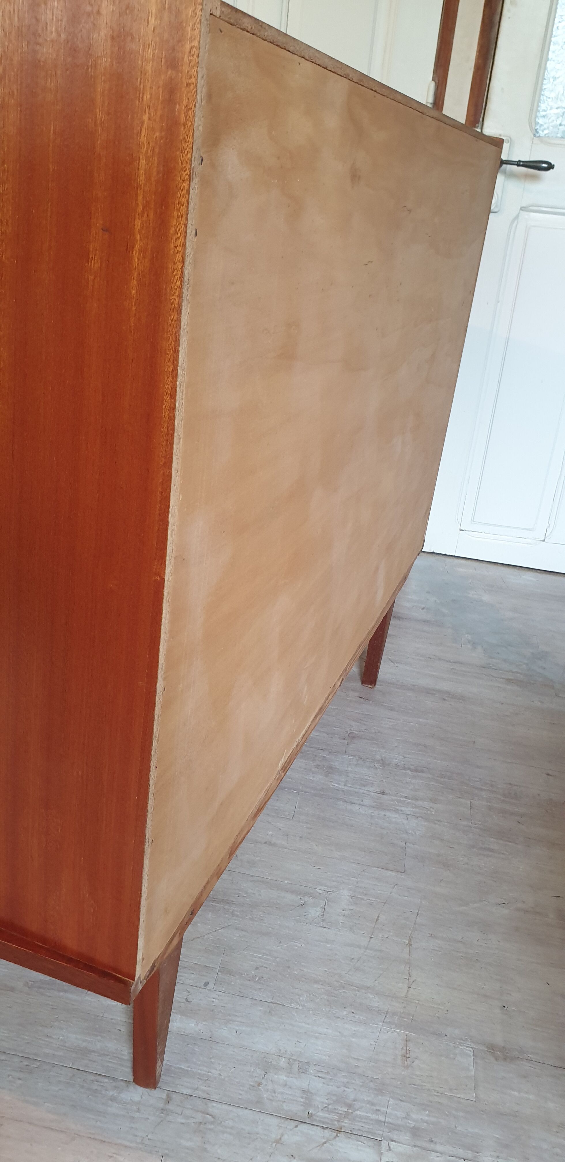 Dresser four drawers, one door