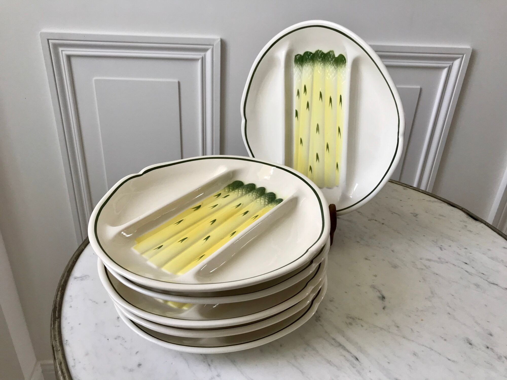 Set of 6 asparagus plates in salins slurry model Auxonne old