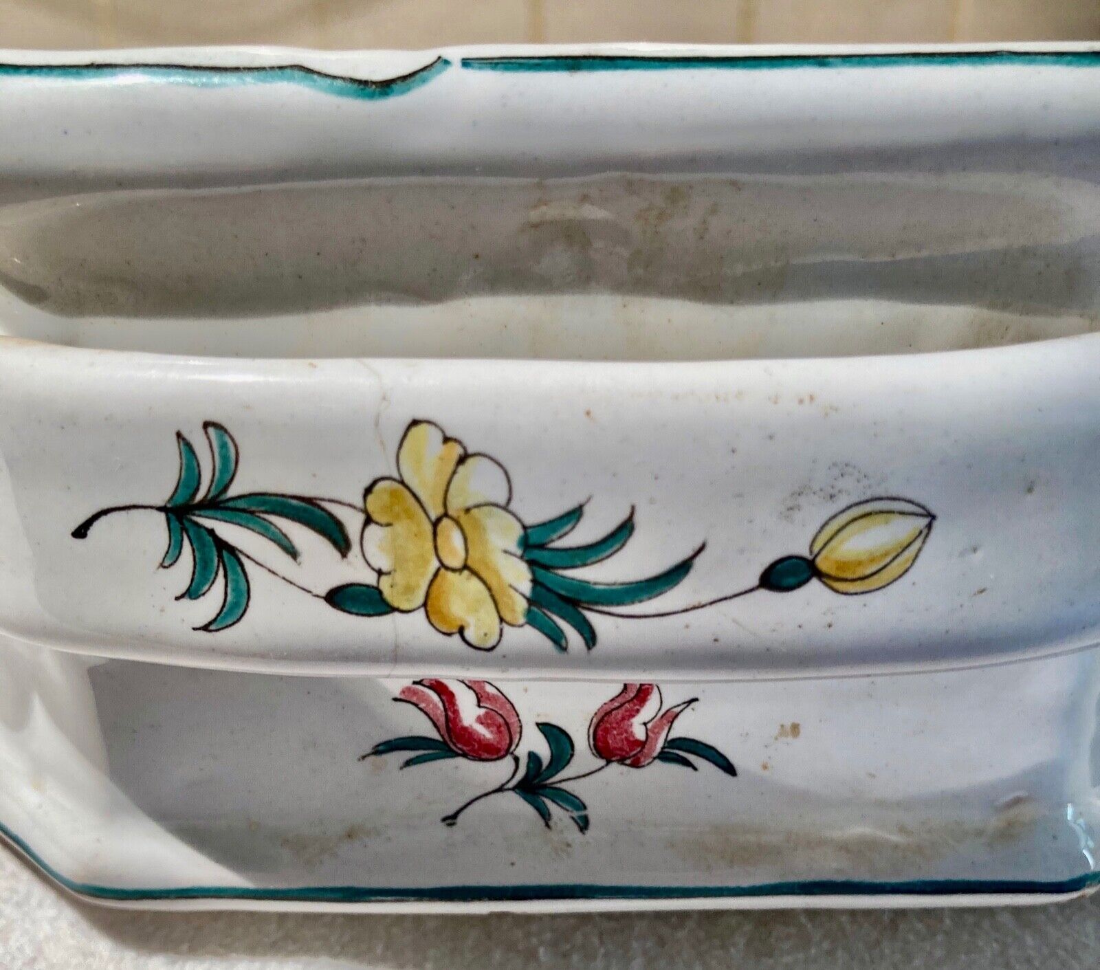 Midtable XVIIIth century decoration to the chinese faience de marseille signed vp for veuve perrin