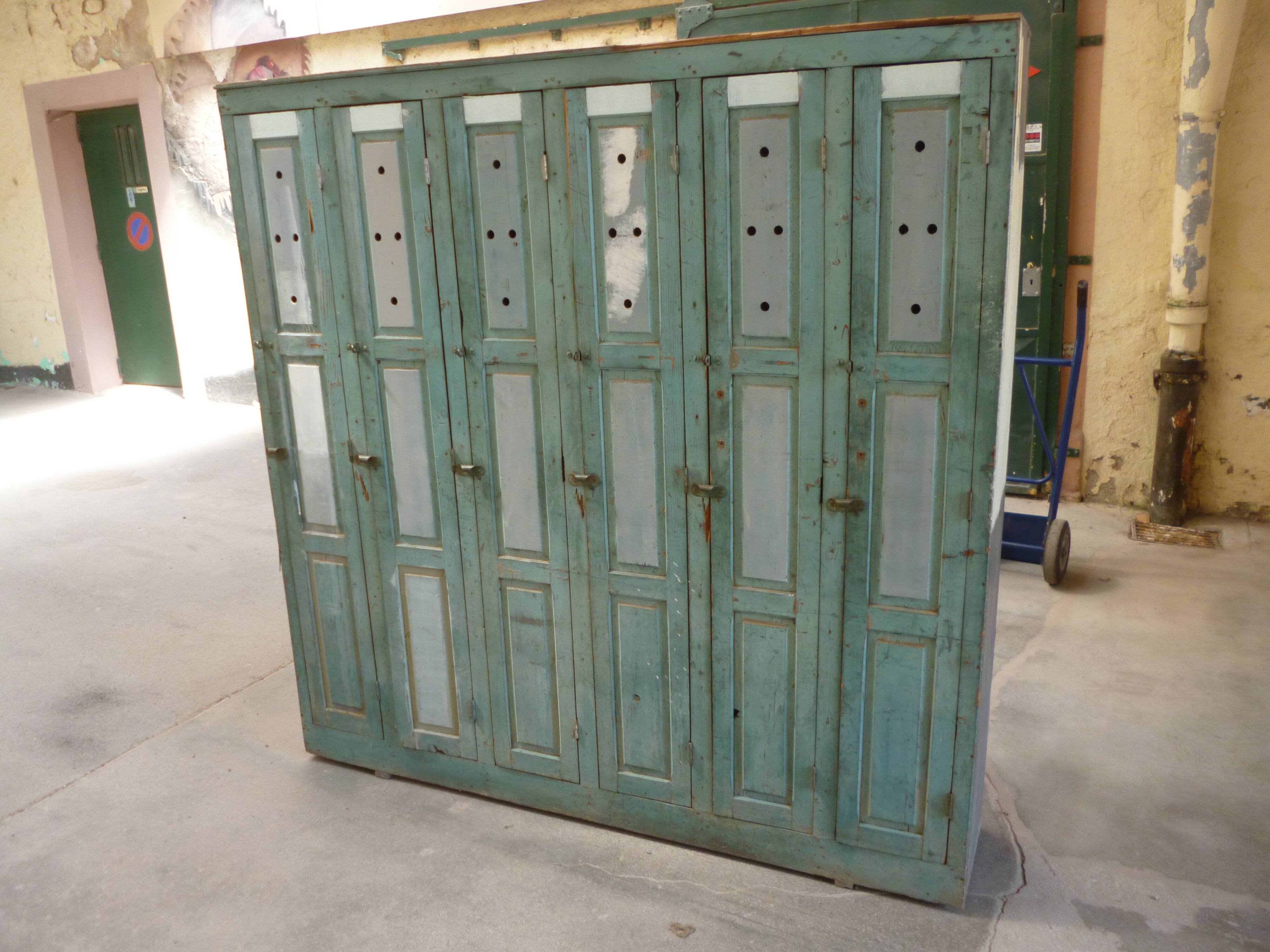 Water green patina locker