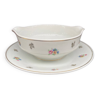 Porcelain sauceboat 1924