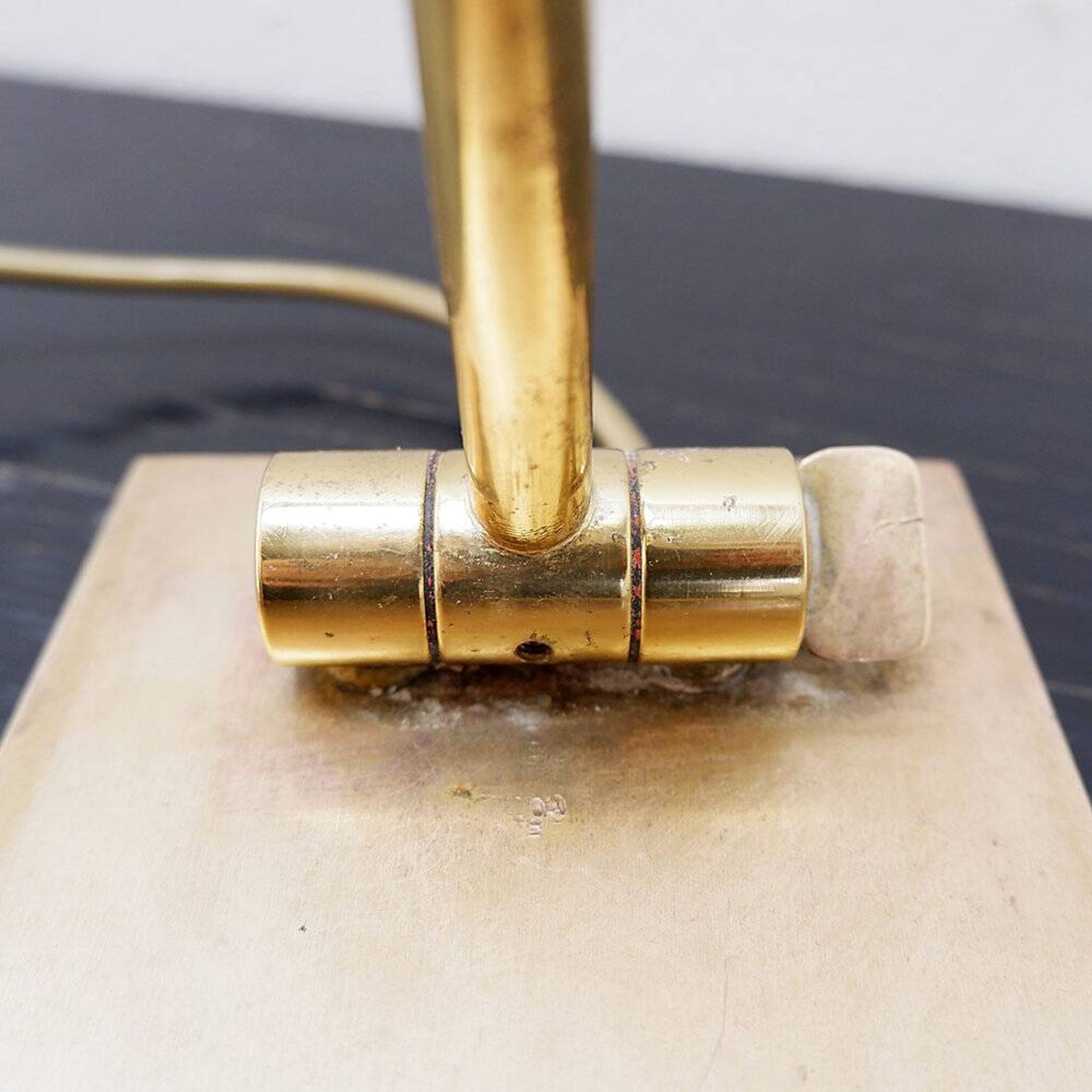Pair of vintage articulated brass desk lamps - Stéphane Davidts, Belgium