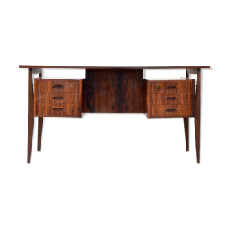 Midcentury Danish Executive Desk in Stunning Rosewood. Vintage / Modern / Retro / Scandinavian.