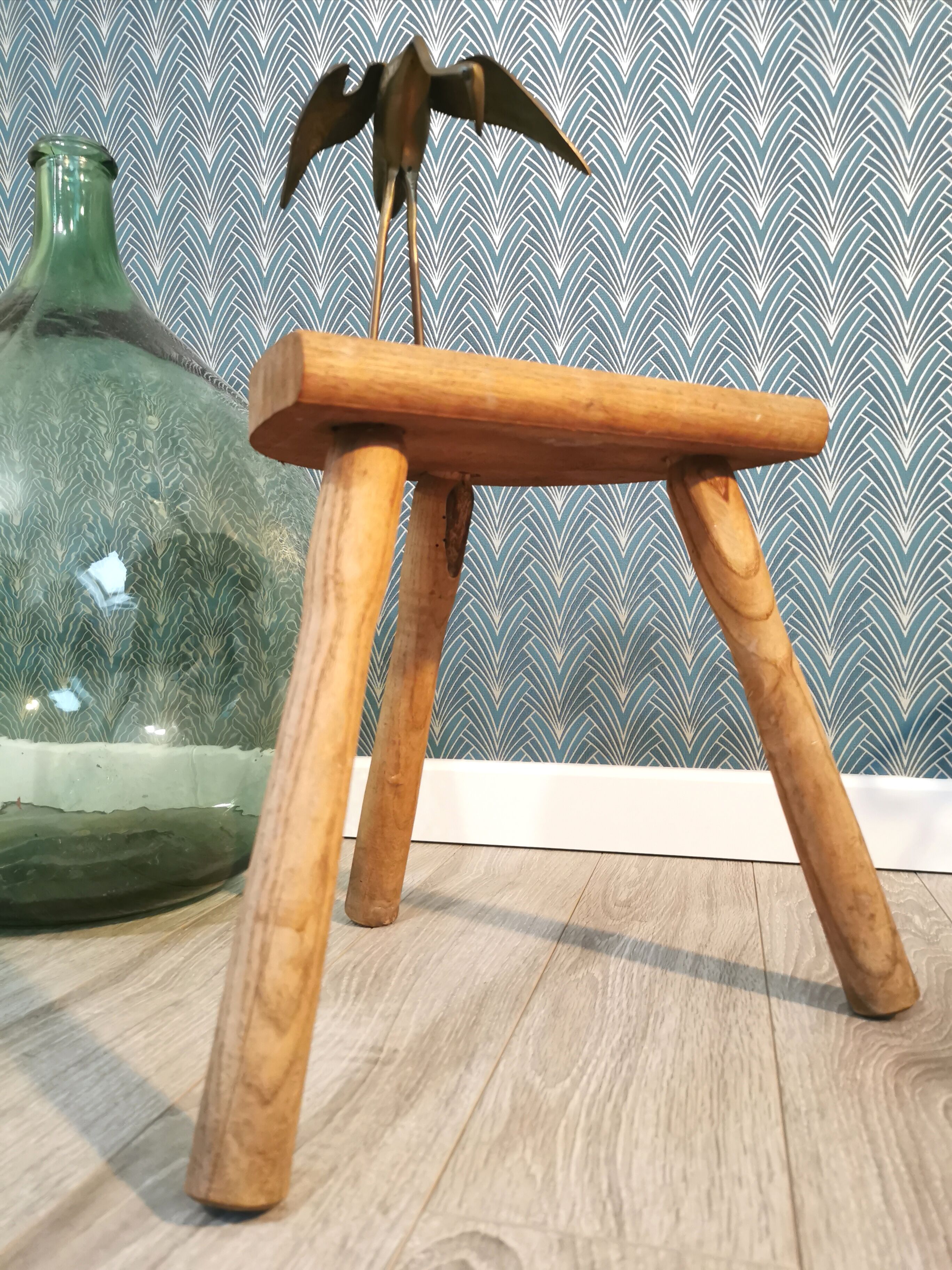 Tripod tabouret