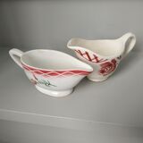 Duo of gravy boats