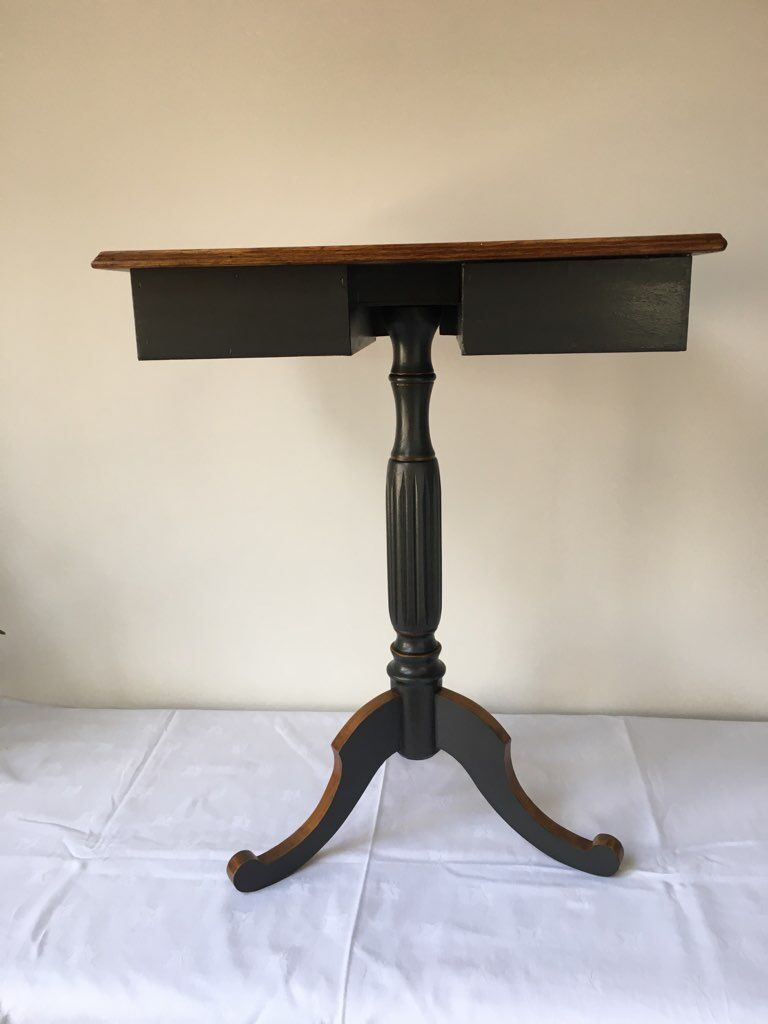 Pedestal table with drawers