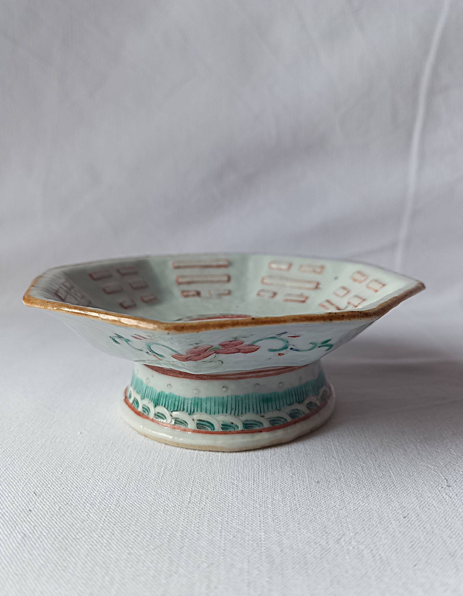 octagonal porcelain cup from China with Taoist Ying Yang decoration - c. 1900