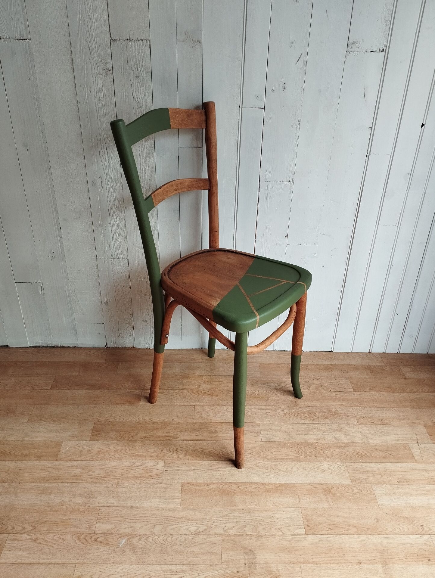 Bistro chair