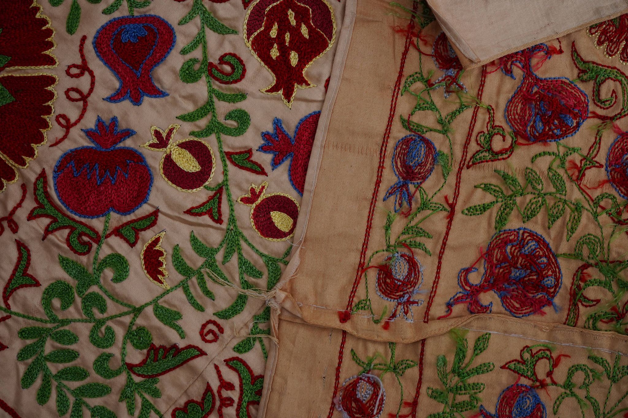 Tapis turc vintage noué à la main