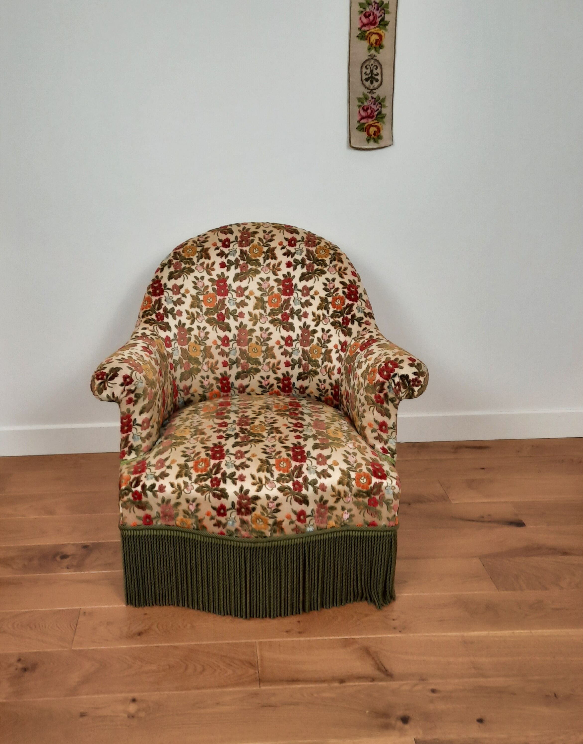 Toad chair