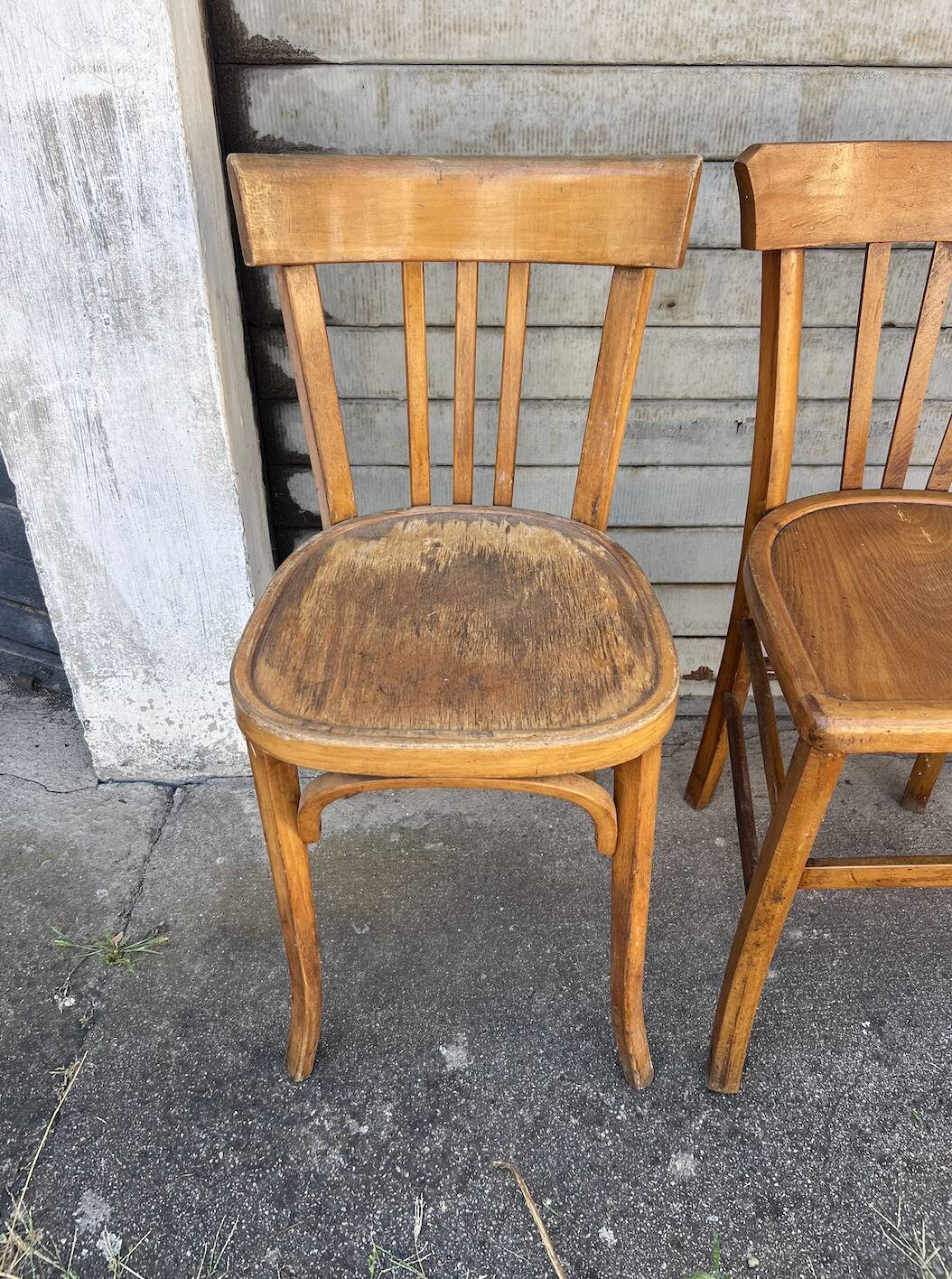 (Lot) 4 vintage wooden bistro chairs by Baumann