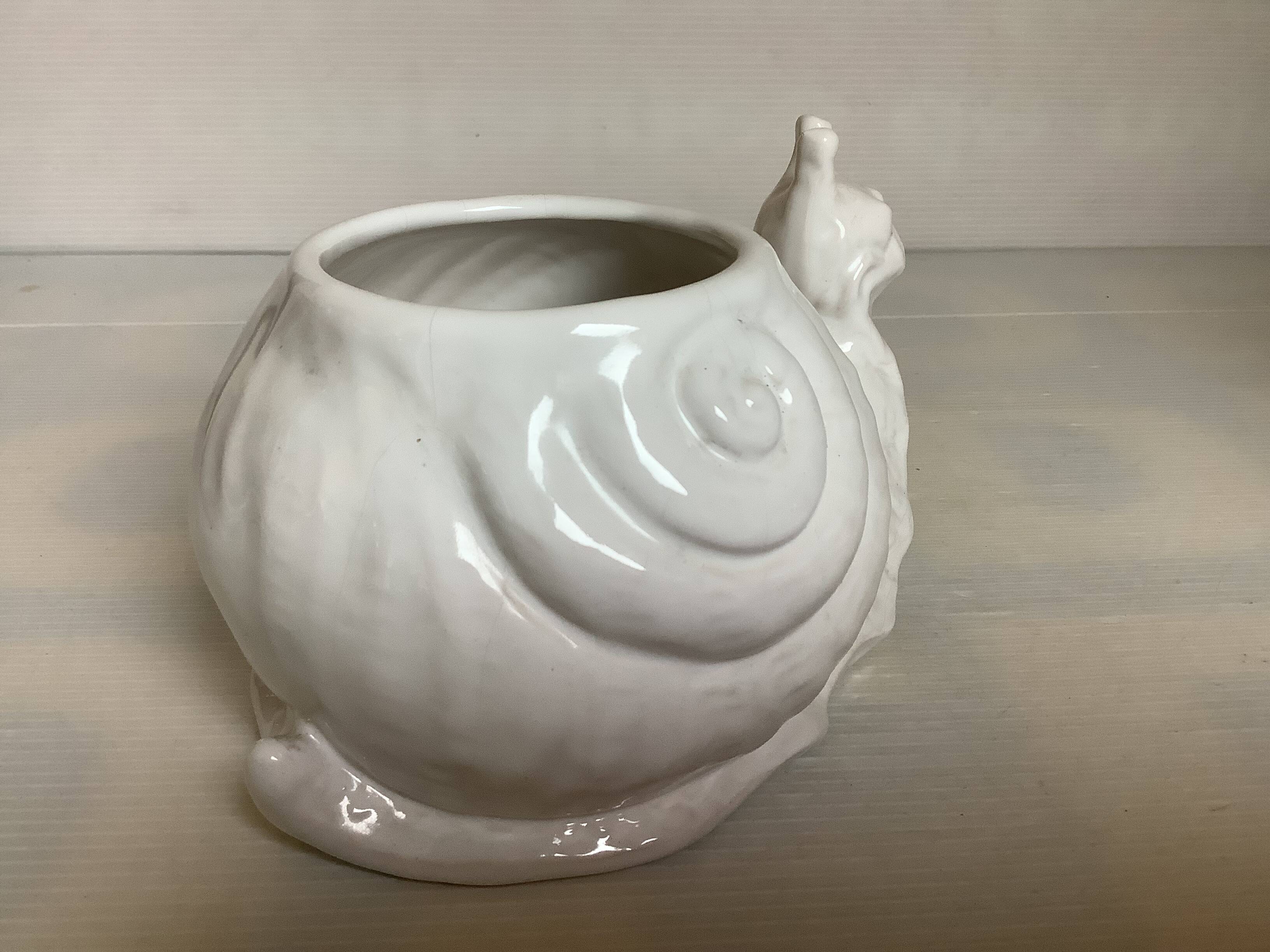 Snail-shaped pot vase Bellini Italy zoomorphic