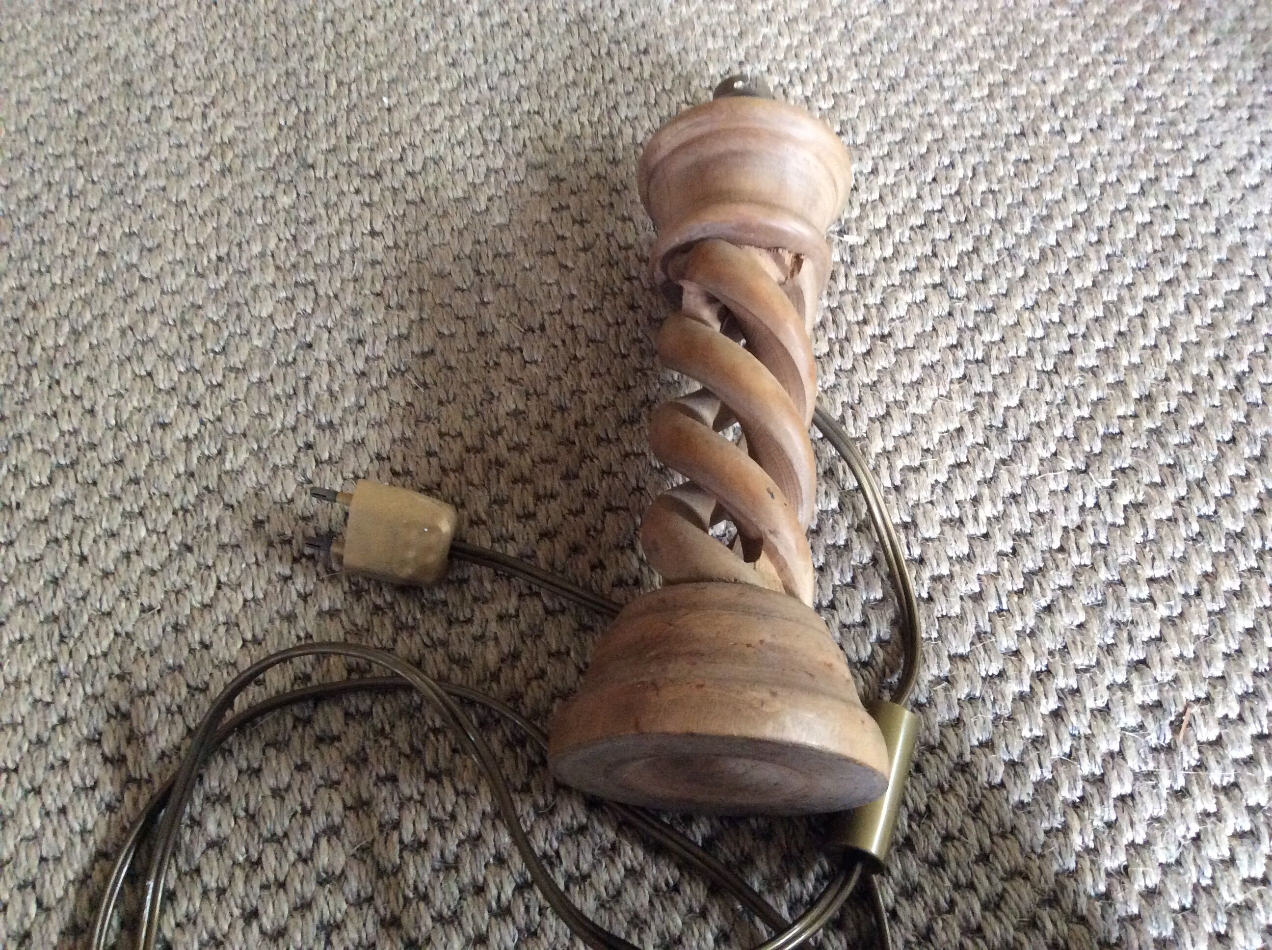 Wooden lamp foot