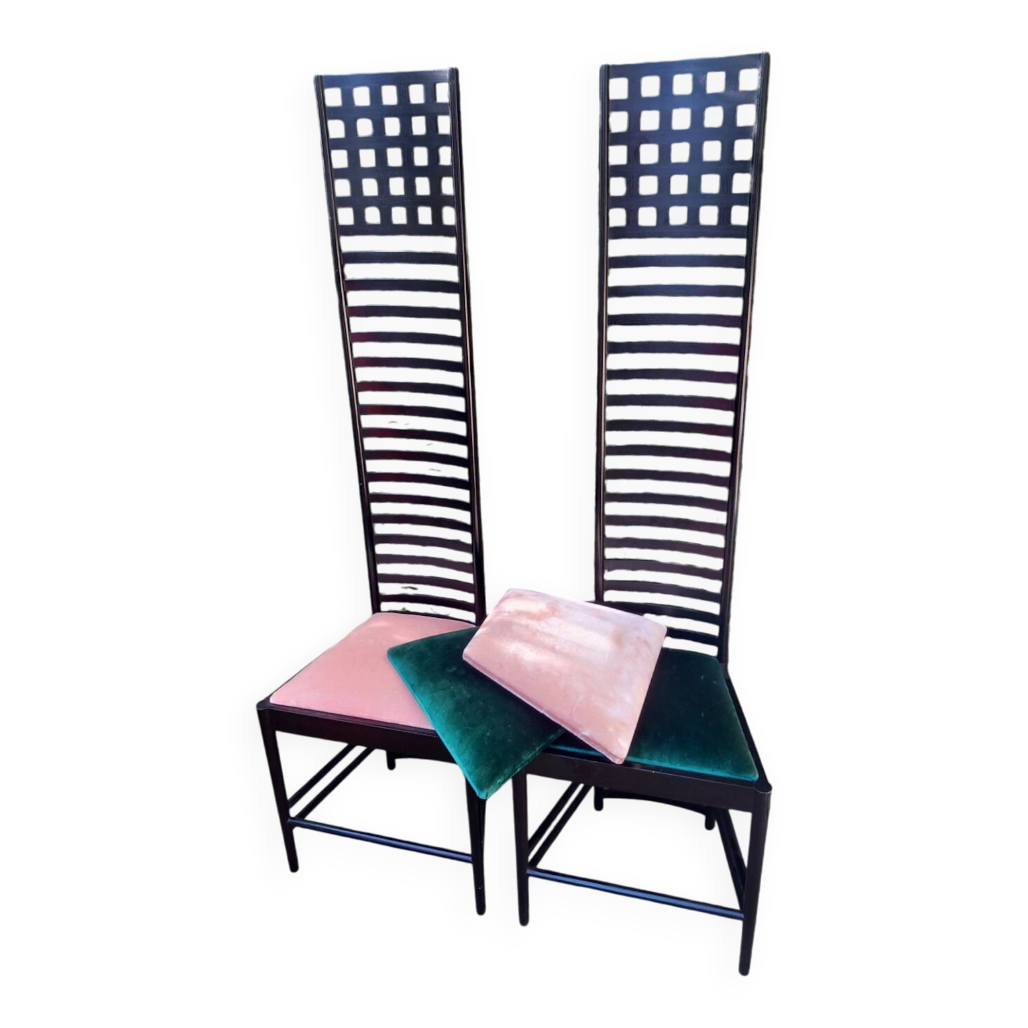 Pair of Hill House 1 Mackintosh Cassina chairs