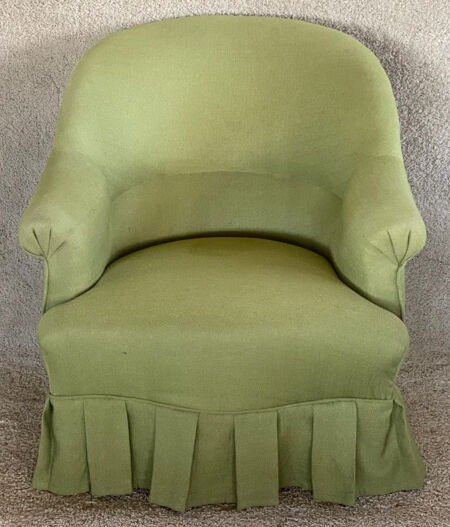 Toad armchair