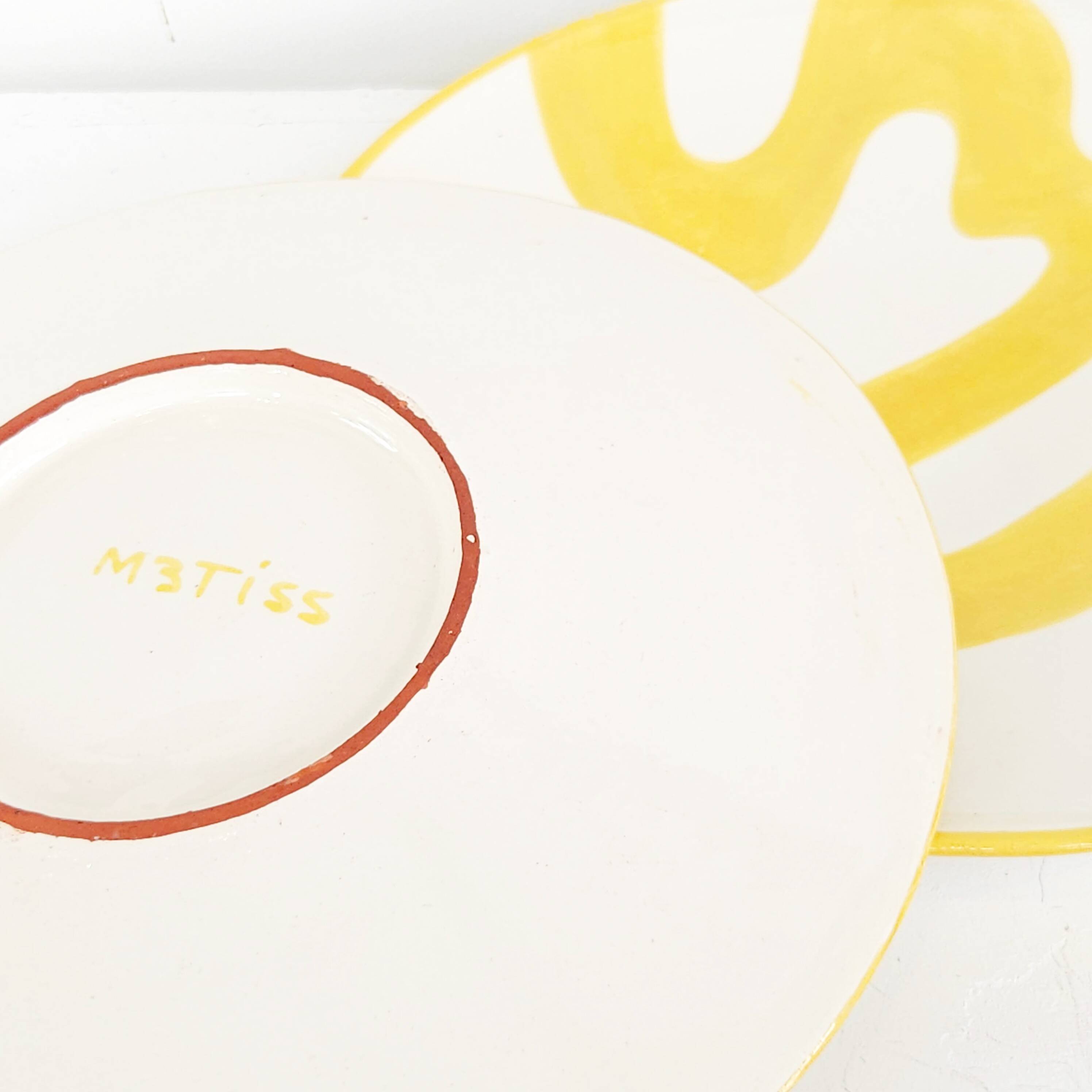 Large plate - Yellow BRUSH