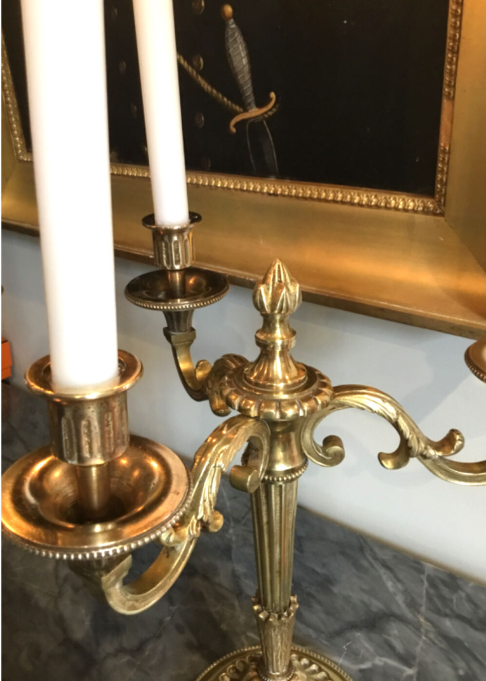 Paire de candélabres en bronze doré et ciselé style Louis XVI