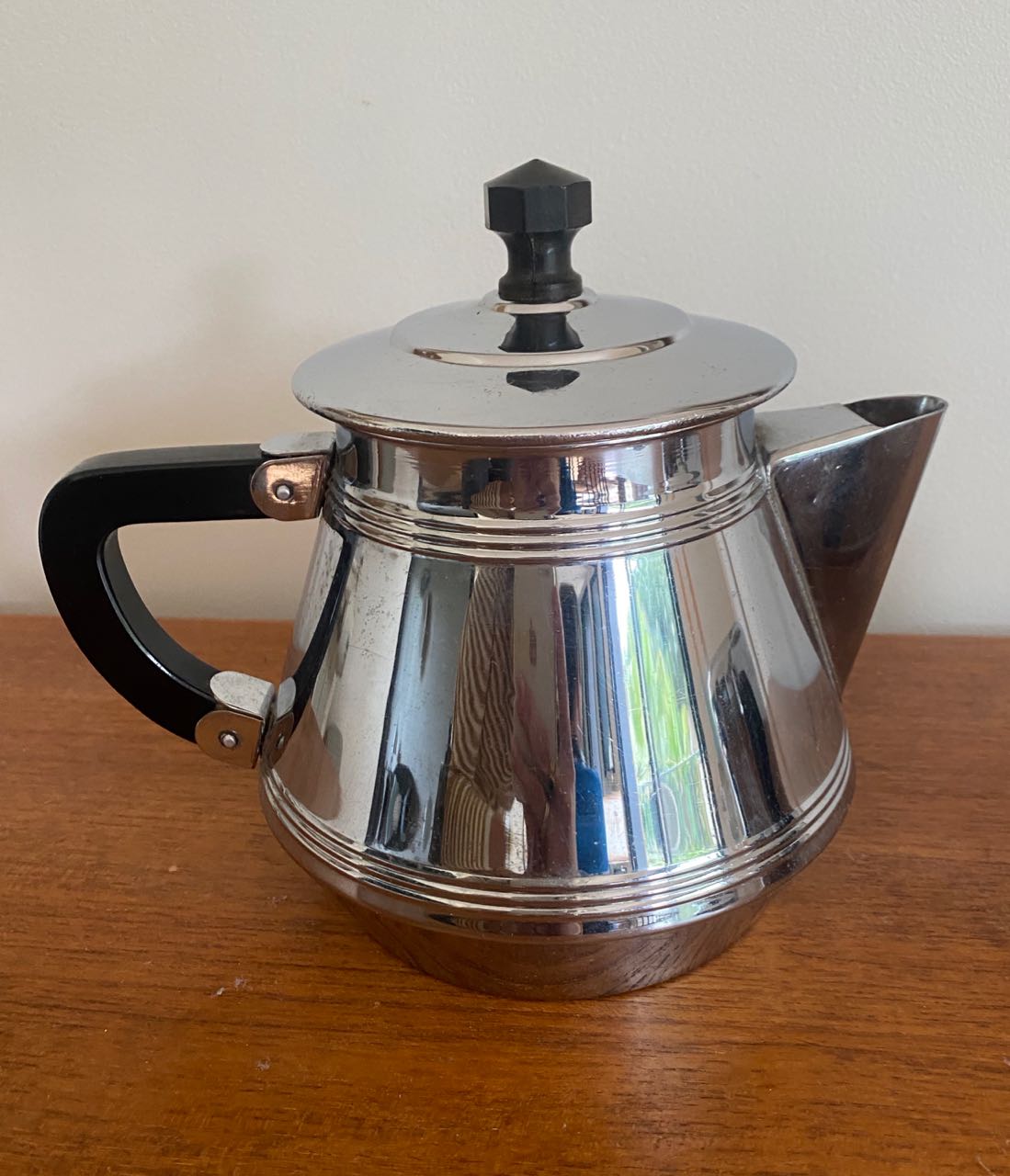 Teapot and copper sugar pot