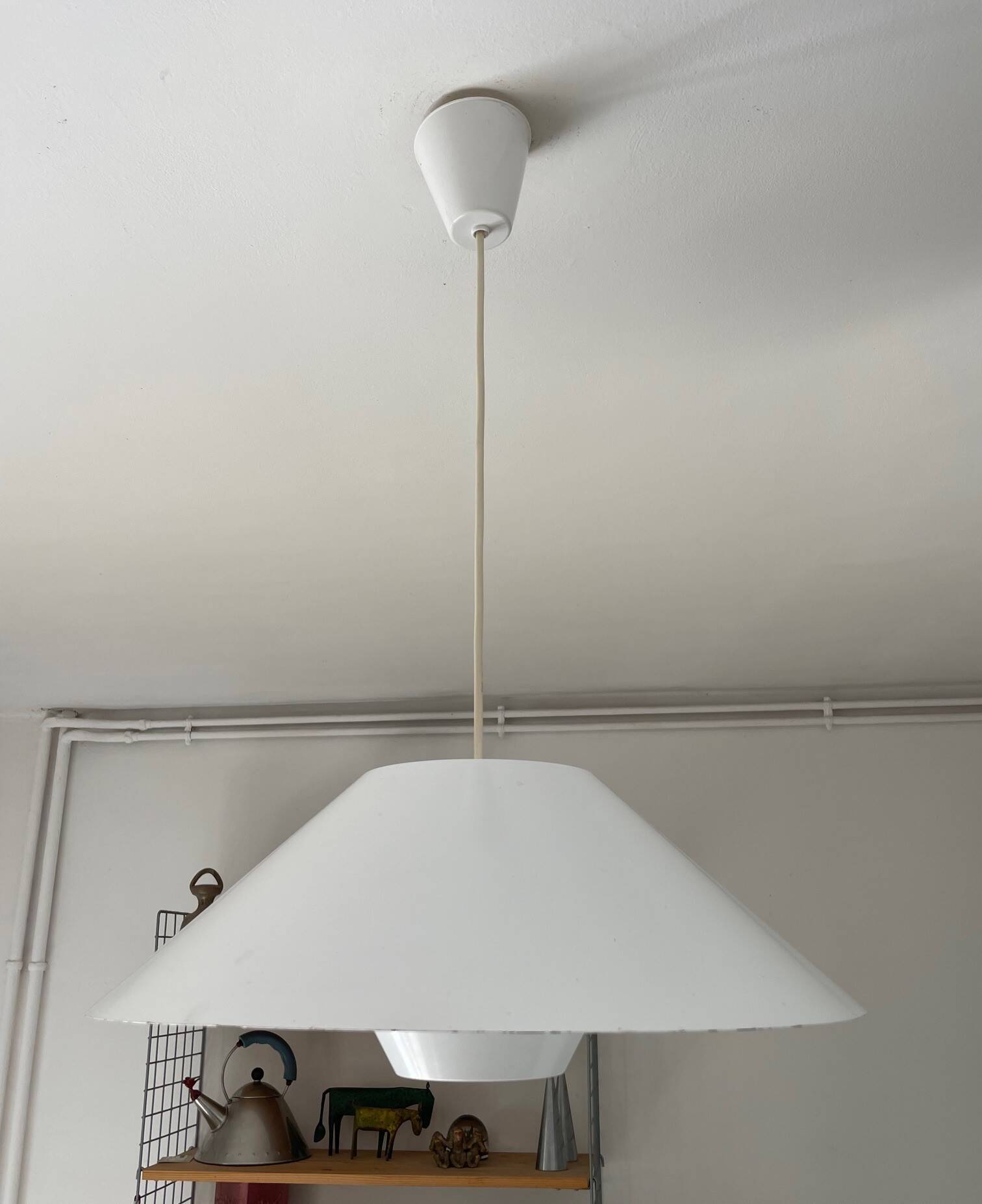 Vintage Scandinavian suspension from the 1980s.