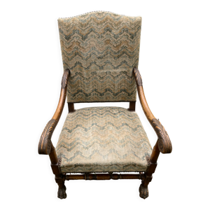 Fauteuil en chêne sculpté bras