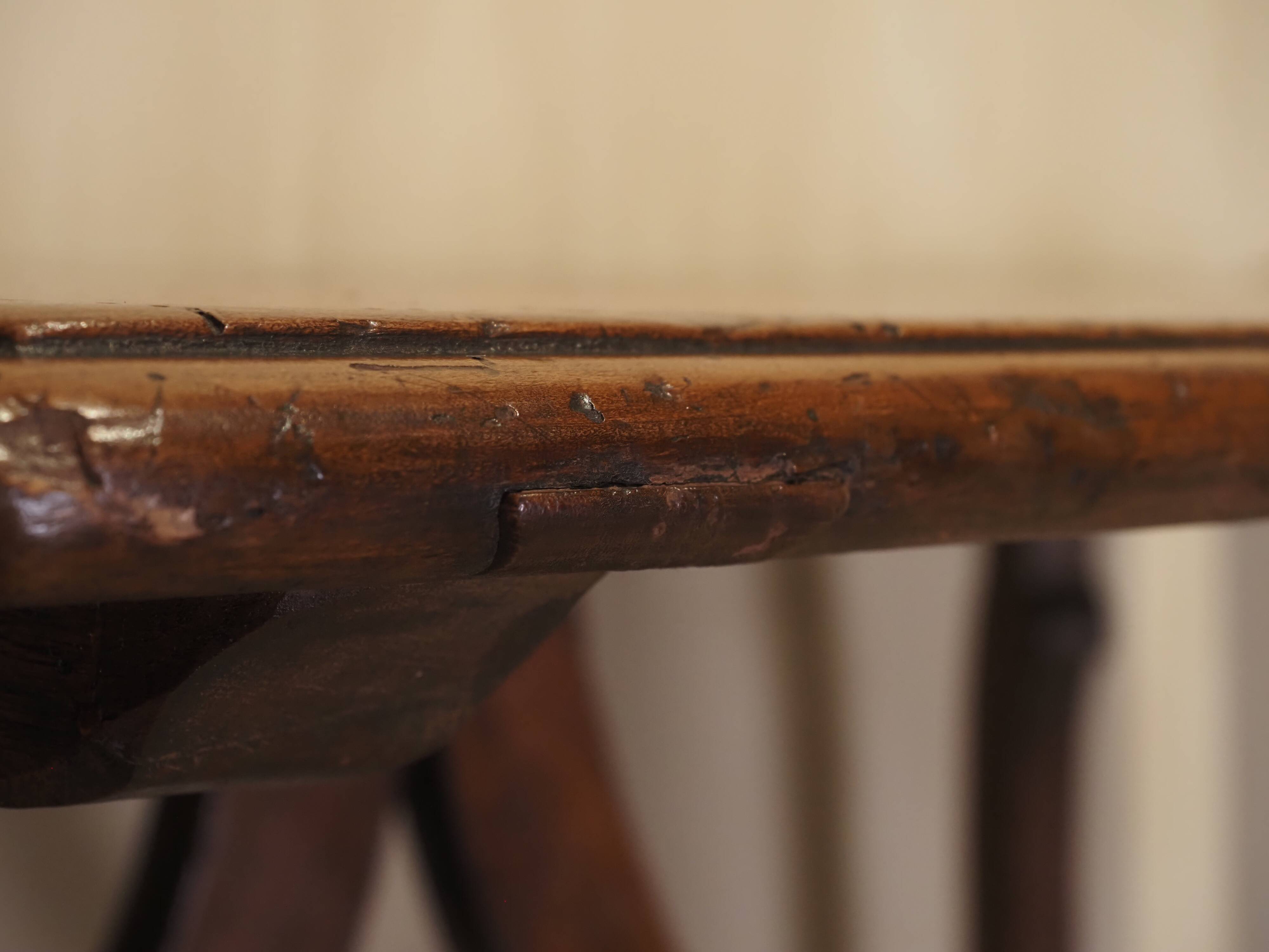 Pair of Italian consoles from the 18th century.