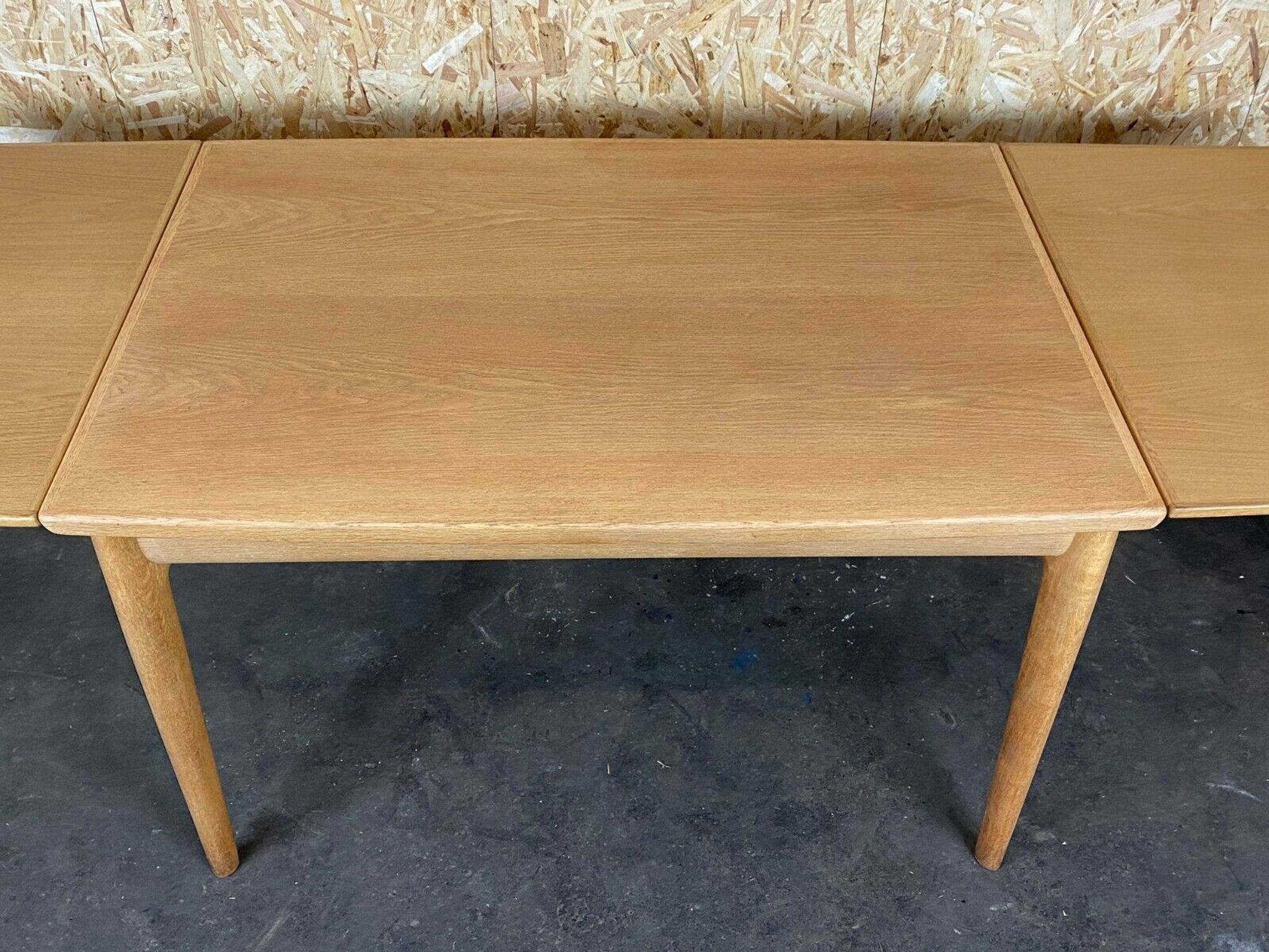 Dining table danish Grete Jalk for Glostrup Design 60/70