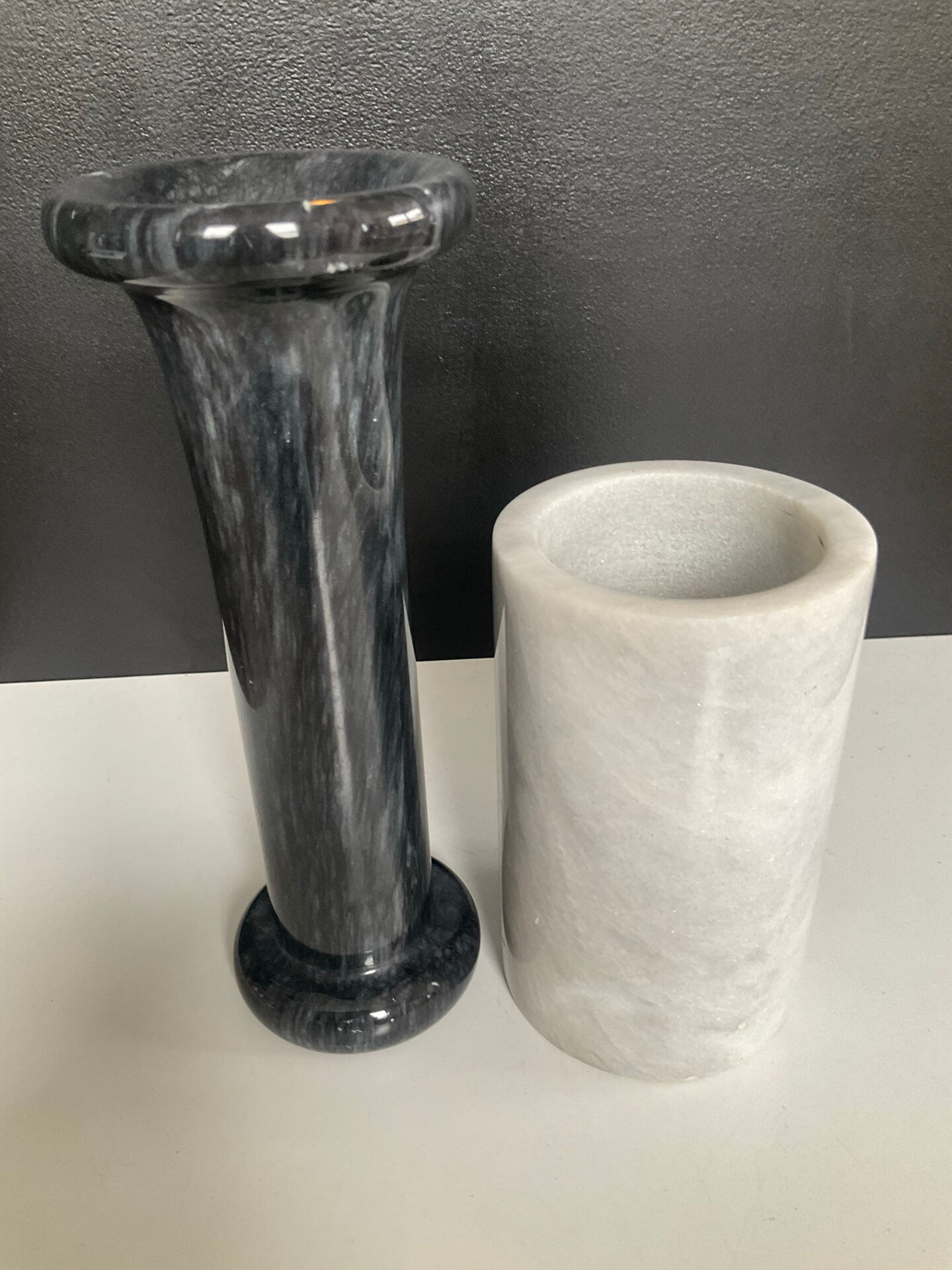 Duo de vases vintage en marbre
