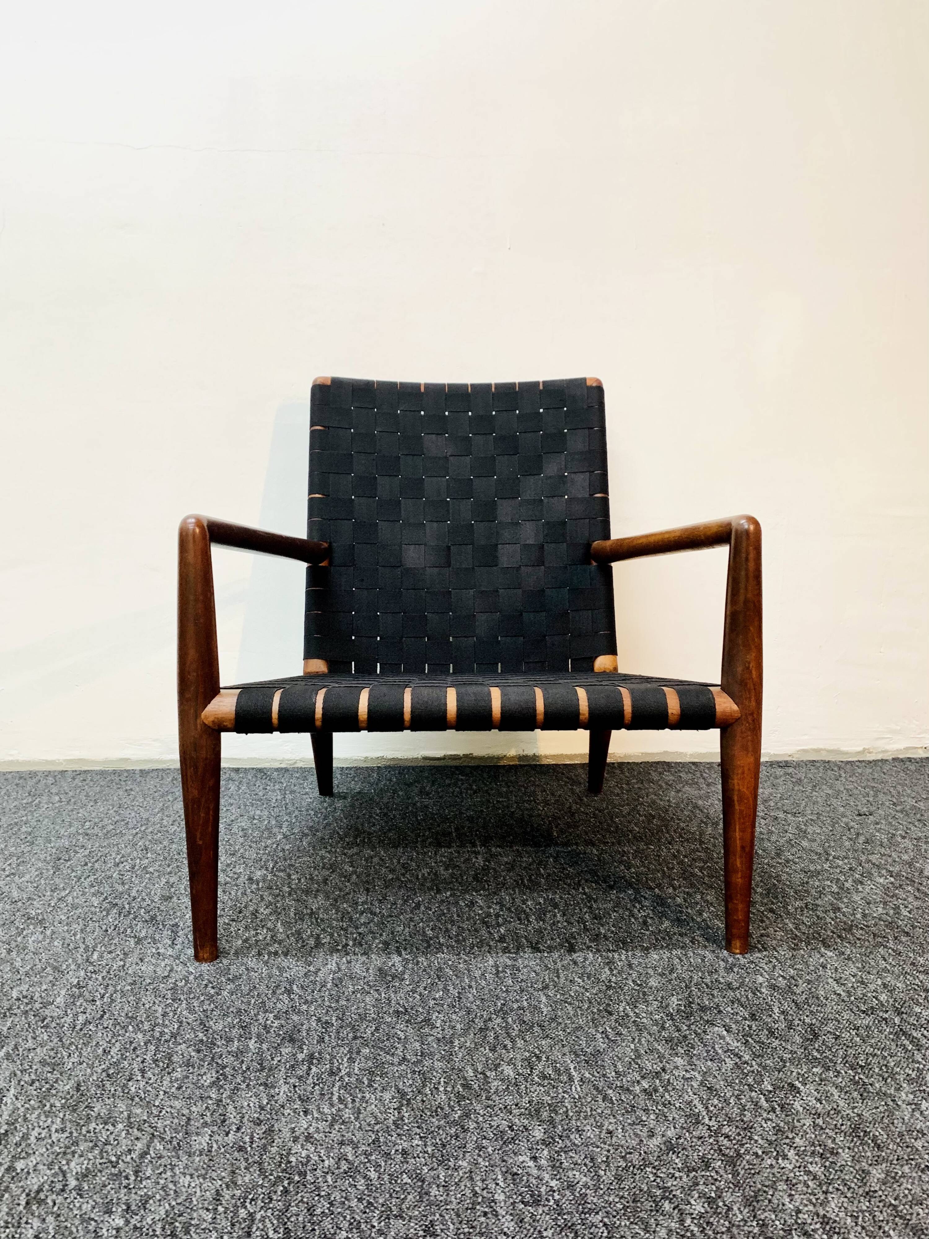 Set of 2 Walnut Lounge Chairs by T.H. Robsjohn-Gibbings for Widdicomb