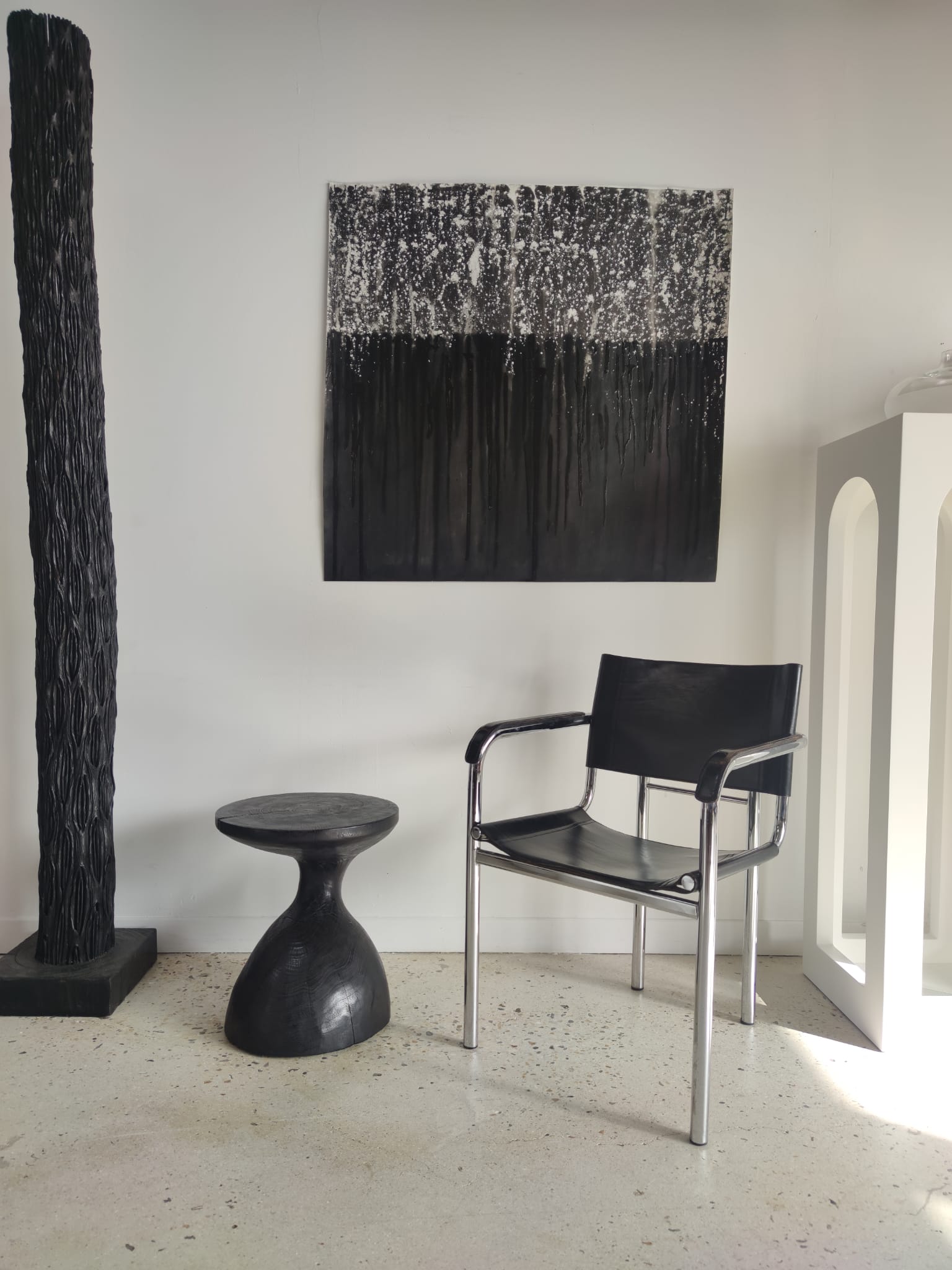 Sofa end in solid wood monoxyl organic shape black color